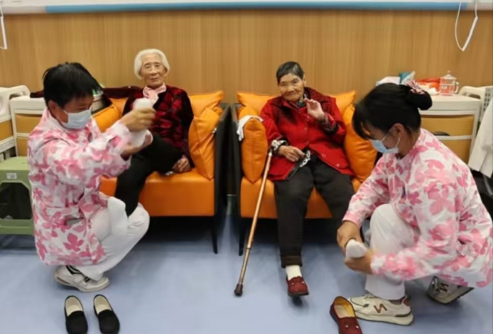 行动诠释关爱 温暖常伴长者